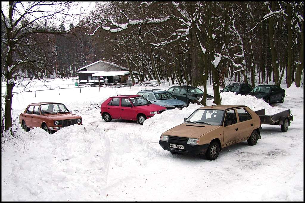 04_Uklizené parkoviště.jpg
